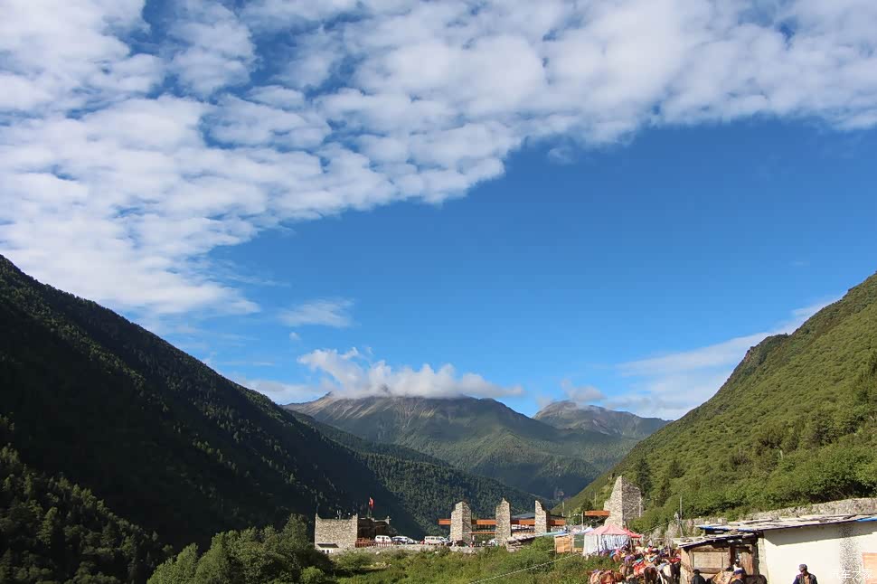 四姑娘山