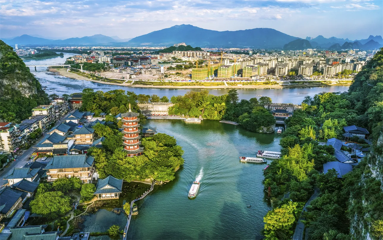 两江四湖