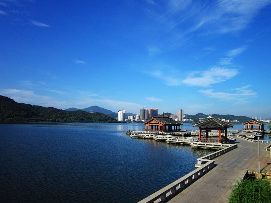 磁湖风景区