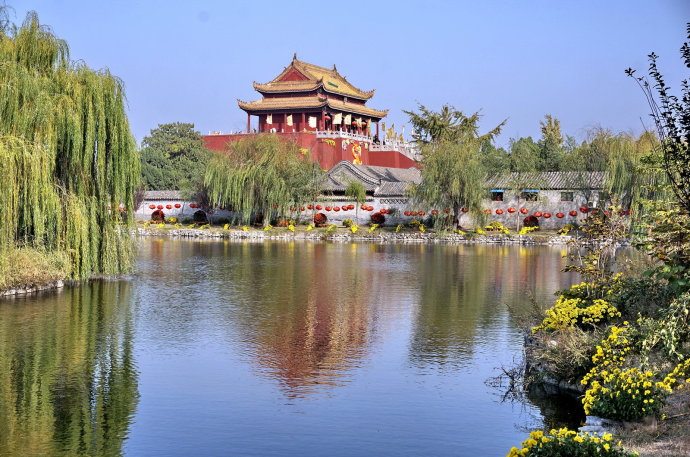 Dragon Pavilion Park