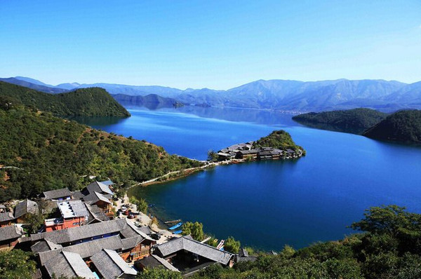 泸沽湖