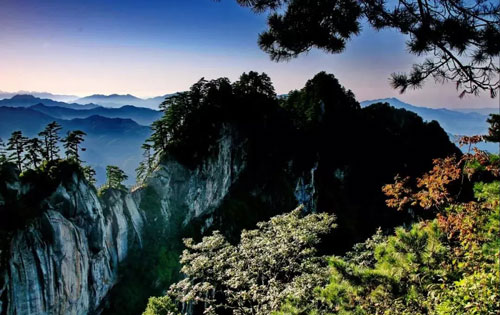 宝天曼生态旅游区