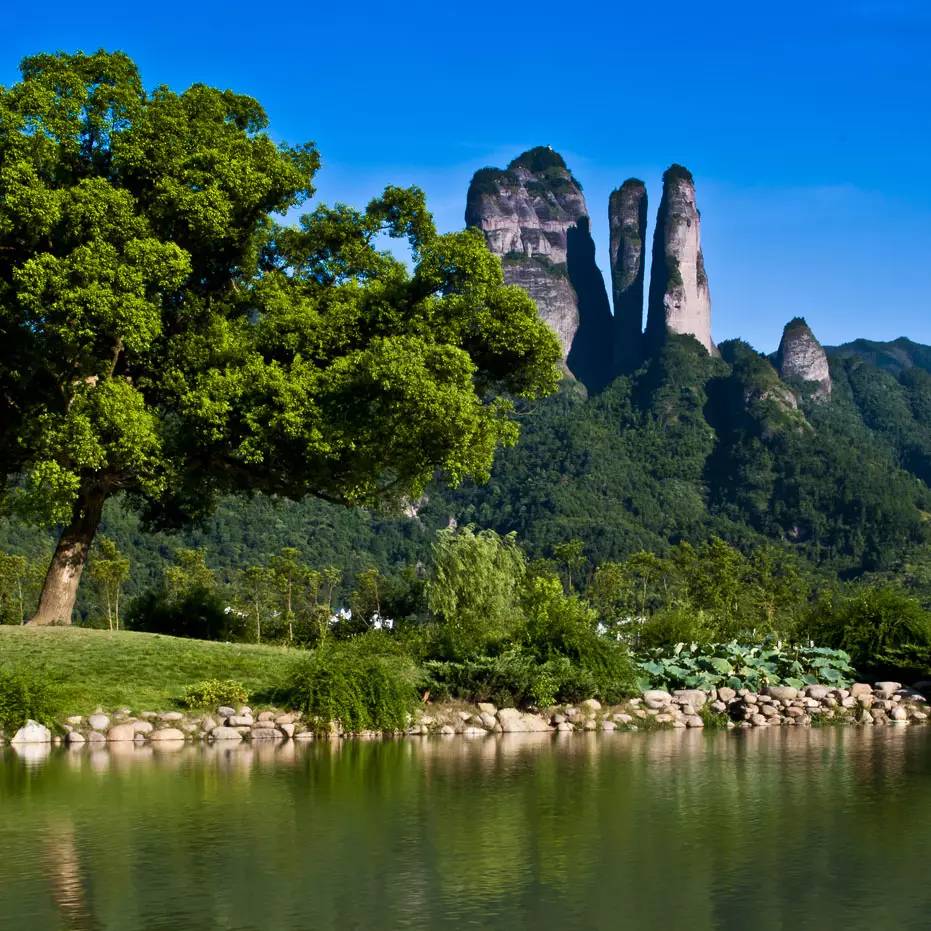 Jianglang Mountain