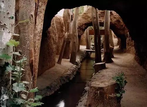 Karez Well