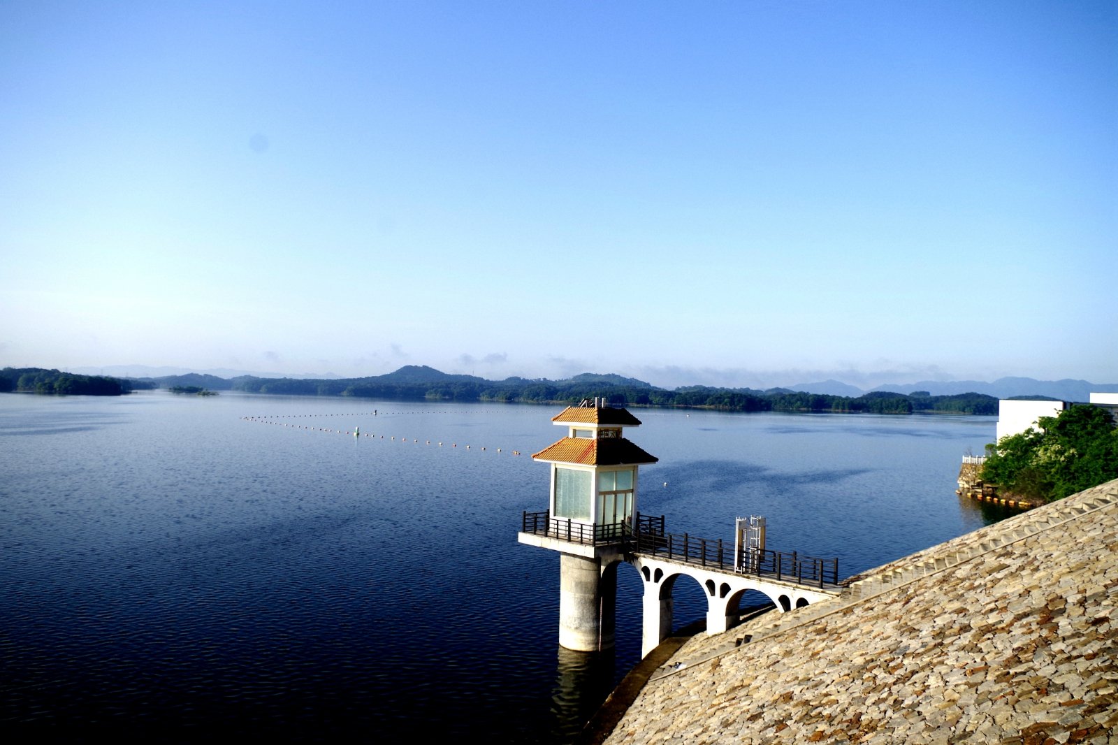 Nanwan Lake
