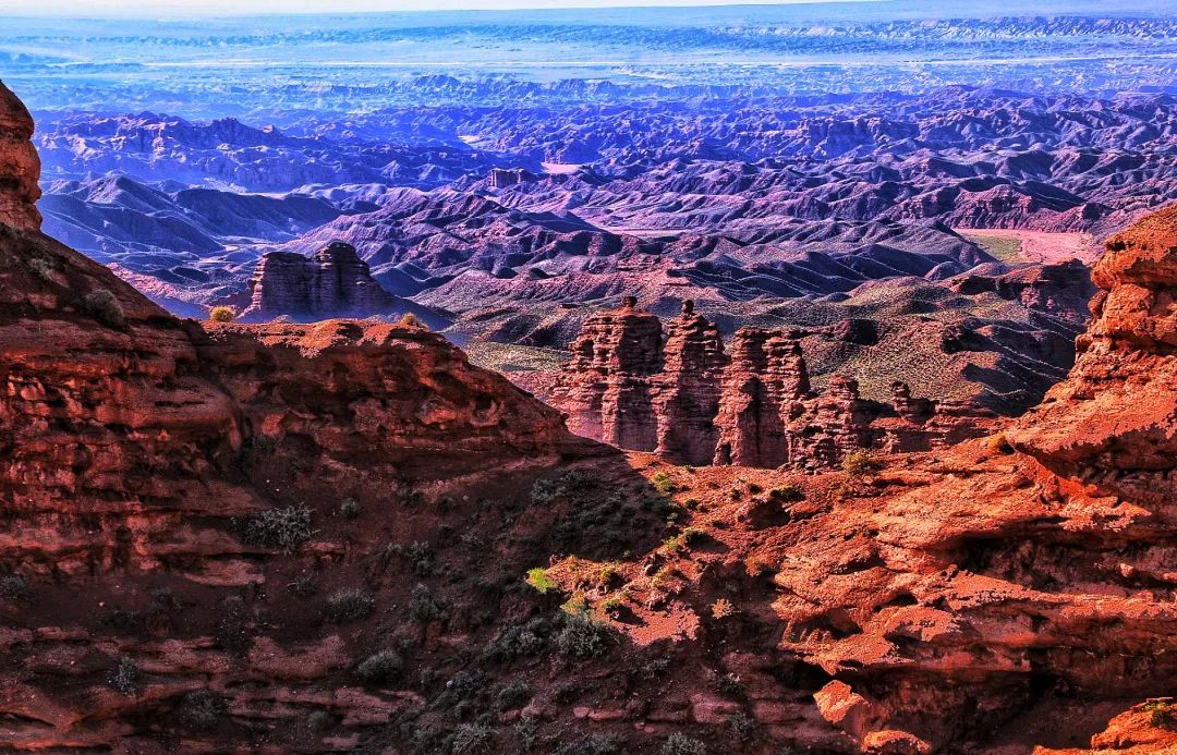 Zhangye Pingshan Lake Grand Canyon