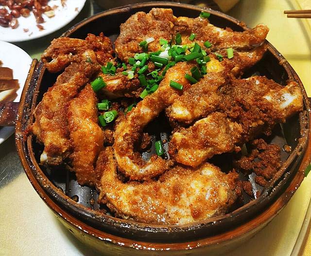 石梯蒸鱼