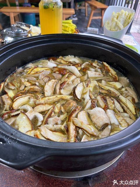 野生菌火锅