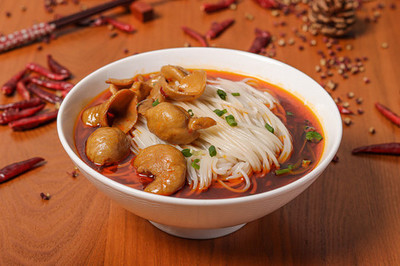 Yunxian Chicken Rice Noodles