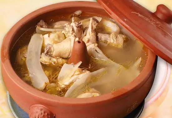 Sanqi Steamed Chicken