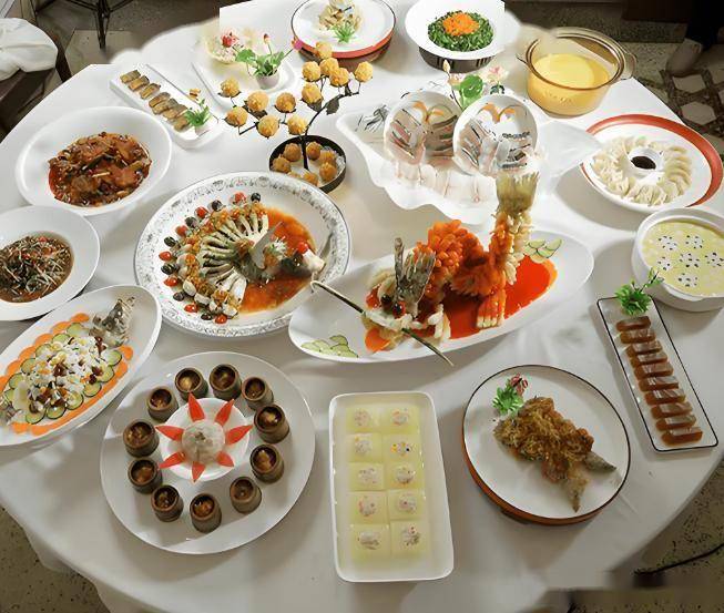 Baling Whole Fish Feast