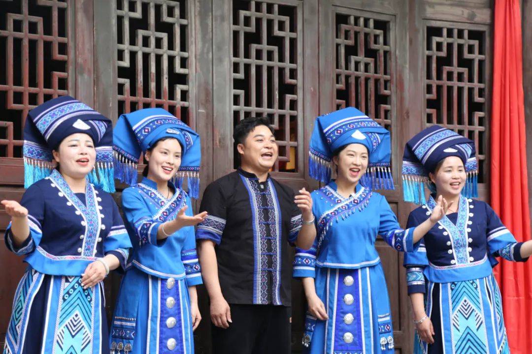 Zhuang Folk Songs