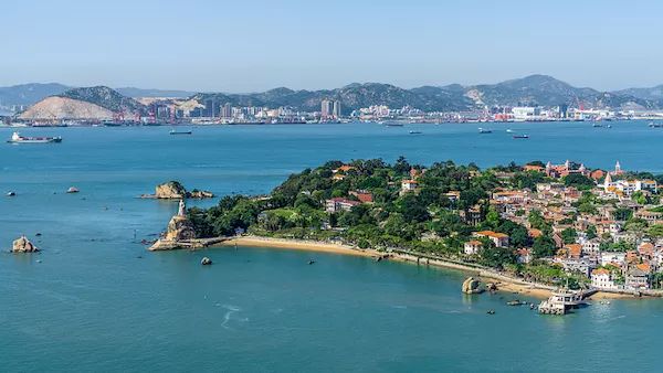 Gulangyu: An International Historical Community